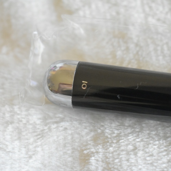 Marc Jacobs The Blush Angled blush brush no. 10 - Picture 3 of 5